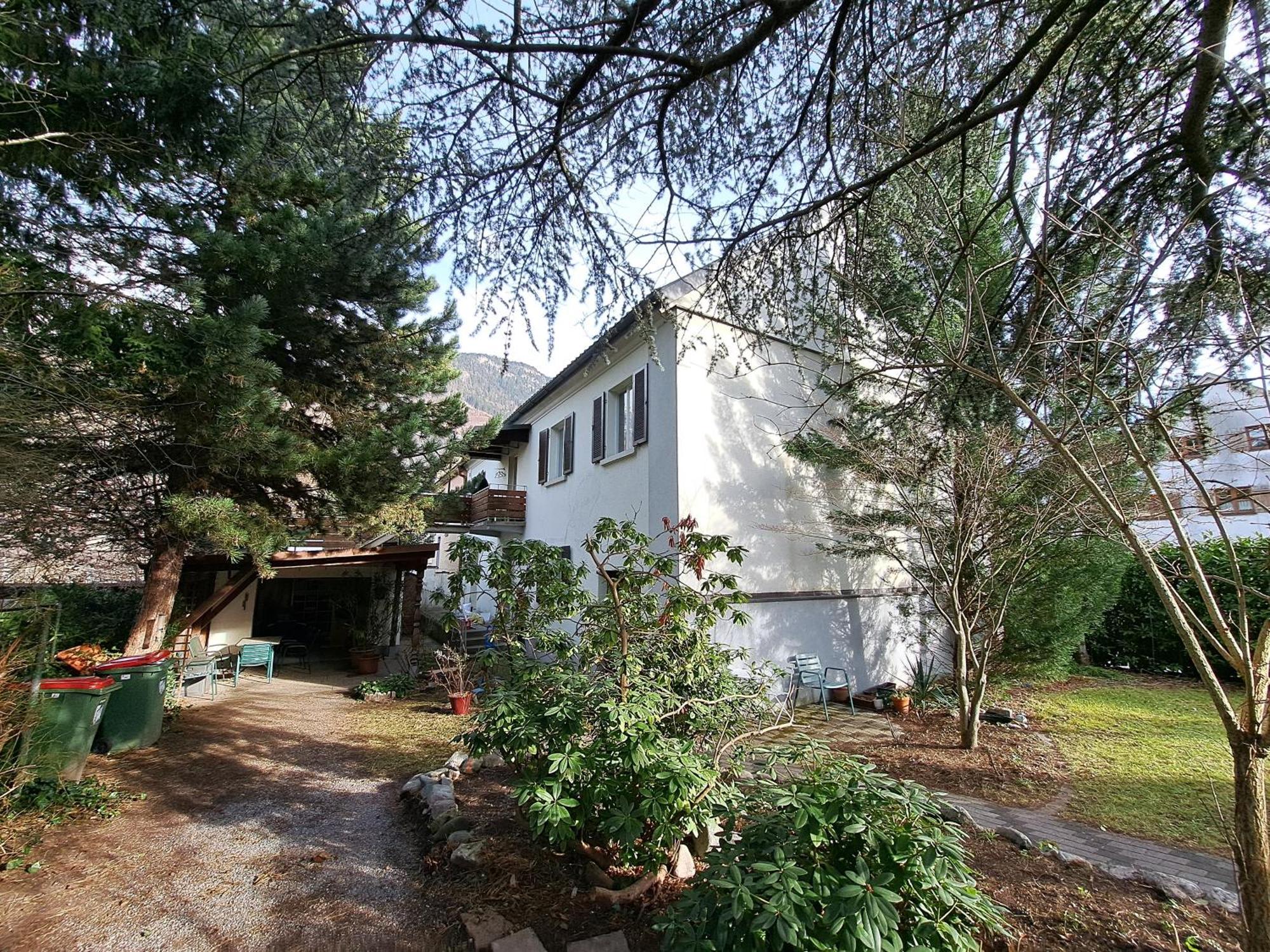 Geraeumige Wohnung Im Zentrum Von Bludenz Bagian luar foto